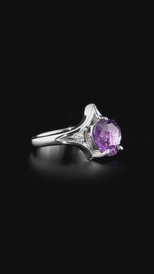 14K White Gold Ring With Amethyst and Diamonds