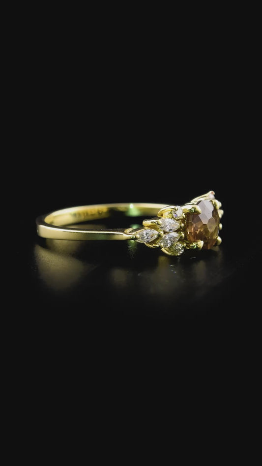 Yellow Gold 14K Ring Natural Diamonds and Color Change Garnet